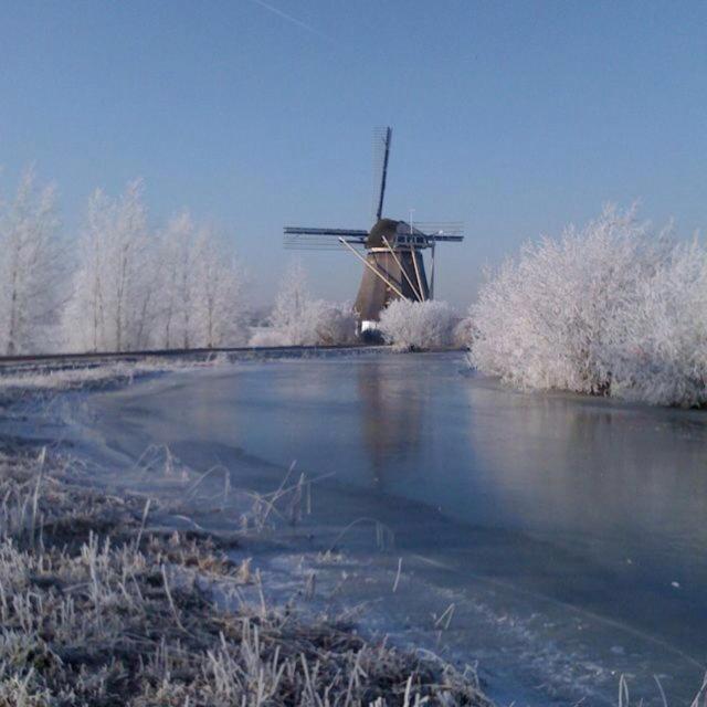 Mondriaanmolen, A Real Windmill Close To Amsterdam Абкауде Екстериор снимка